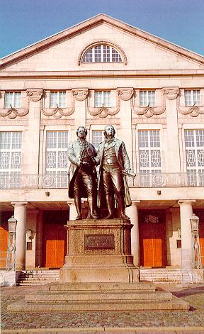 [Goethe-Schiller-Denkmal in Weimar]